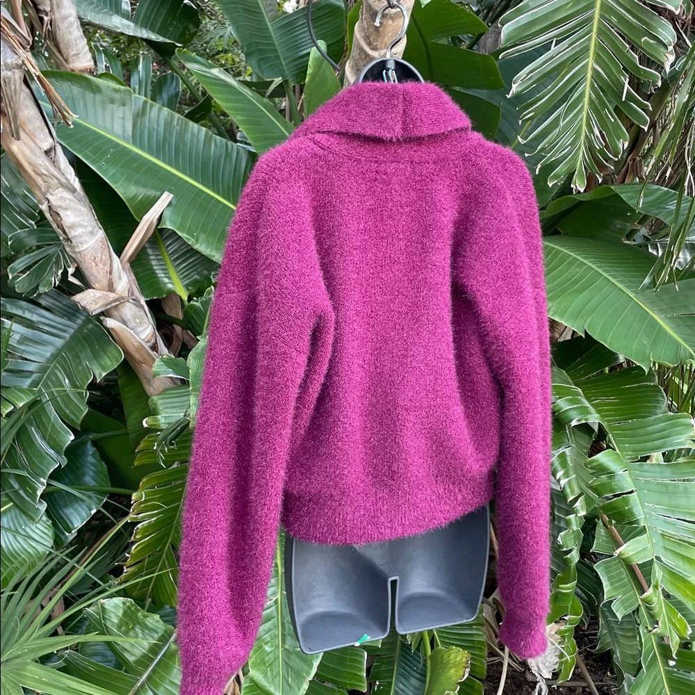 House of Harlow fuzzy crop tank and matching sweater set